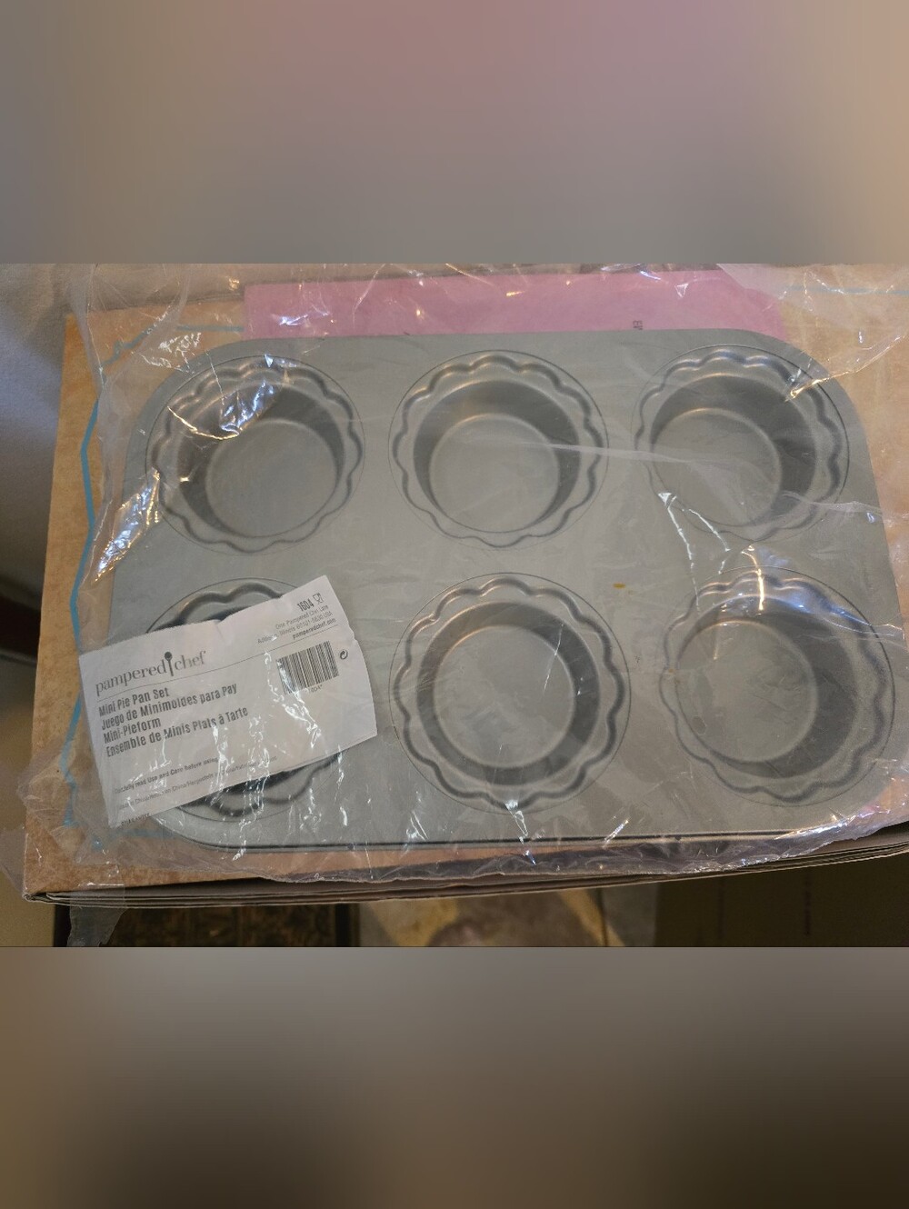 Pampered Chef Silver Mini Pie Pan
